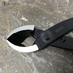 Front Page -BonsaiHub Shop Screenshot 20220217 at 12.26.401